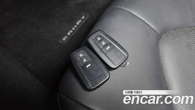 Toyota Camry (XV70) 2.5 XSE Hybrid 2024 — фото 19