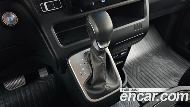 Hyundai Staria L3.5 Cargo 5-Seater Modern 2023 — фото 9