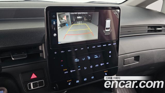 Hyundai Staria L3.5 Cargo 5-Seater Modern 2023 — фото 19