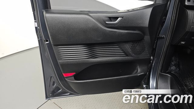 Hyundai Staria L3.5 Cargo 5-Seater Modern 2023 — фото 26