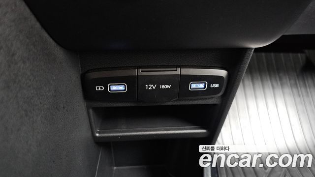 Hyundai Staria L3.5 Cargo 5-Seater Modern 2023 — фото 29