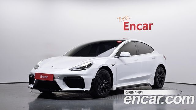Tesla Model 3 Long Range AWD