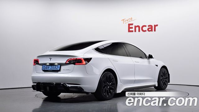 Tesla Model 3 Long Range AWD 2020 — фото 2