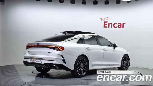 Kia K5 (III) 1.6 Turbo Signature 2020 — фото 2