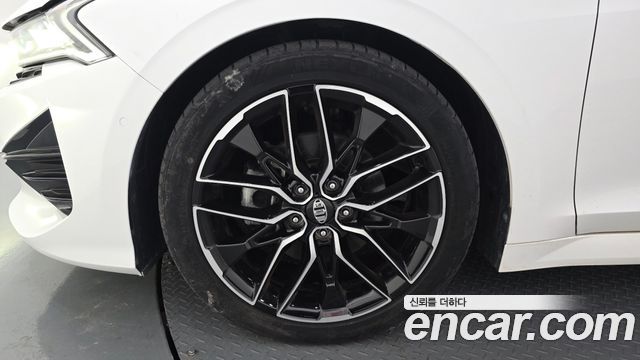 Kia K5 (III) 1.6 Turbo Signature 2020 — фото 5