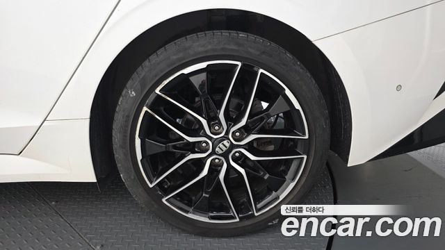Kia K5 (III) 1.6 Turbo Signature 2020 — фото 21