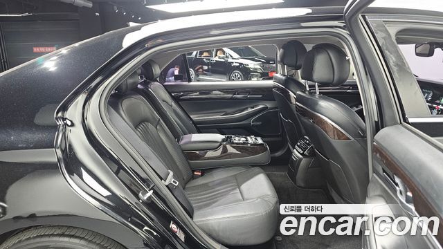 Genesis EQ900 3.8 GDI AWD Luxury 2016 — фото 11
