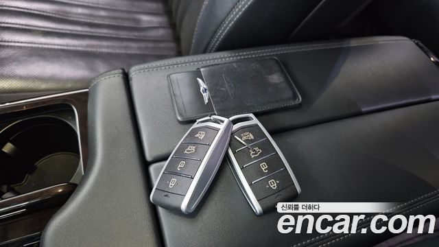 Genesis EQ900 3.8 GDI AWD Luxury 2016 — фото 16