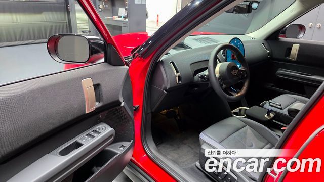 MINI Cooper Countryman Electric (III) E Classic 2025 — фото 10