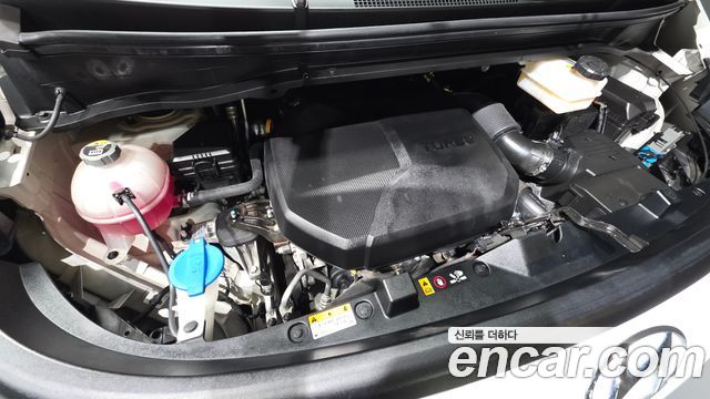 Hyundai Staria Cargo 5-Seater Smart 2022 — фото 6