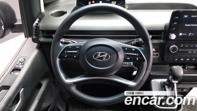 Hyundai Staria Cargo 5-Seater Smart 2022 — фото 13