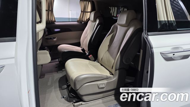 Kia Carnival (IV) Diesel 9-Seater Hi-Limousine Signature 2022 — фото 11