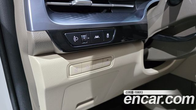 Kia Carnival (IV) Diesel 9-Seater Hi-Limousine Signature 2022 — фото 13