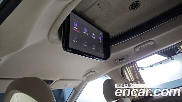 Kia Carnival (IV) Diesel 9-Seater Hi-Limousine Signature 2022 — фото 20