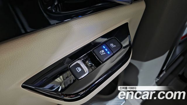 Kia Carnival (IV) Diesel 9-Seater Hi-Limousine Signature 2022 — фото 30