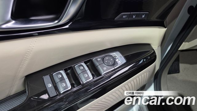 Kia Carnival (IV) Diesel 9-Seater Hi-Limousine Signature 2022 — фото 34