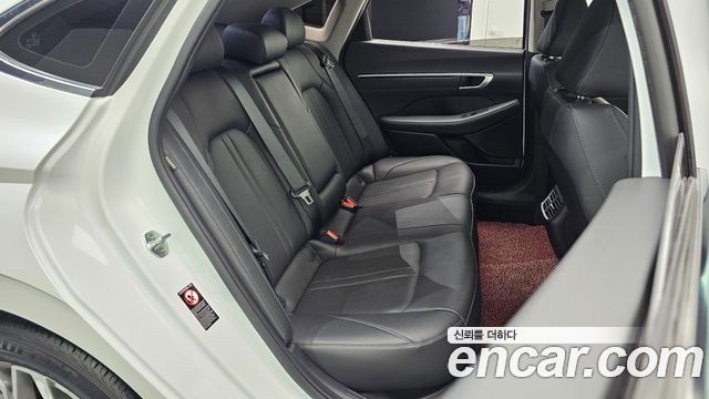 Hyundai Sonata (DN8) 1.6 Turbo Premium Plus 2022 — фото 11