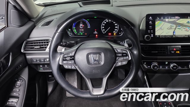 Honda Accord (X) 2.0 Hybrid Touring 2020 — фото 13