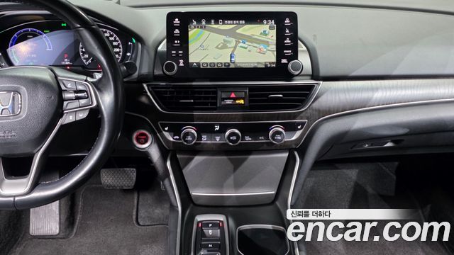Honda Accord (X) 2.0 Hybrid Touring 2020 — фото 14