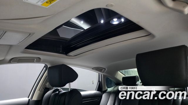 Honda Accord (X) 2.0 Hybrid Touring 2020 — фото 18