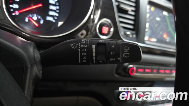 Kia Carnival 9-Seater Prstige 2019 — фото 30
