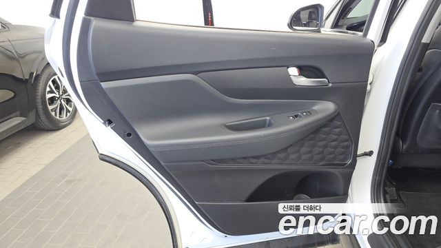 Hyundai Santa Fe Diesel 2.2 4WD Premium Choice 2021 — фото 25