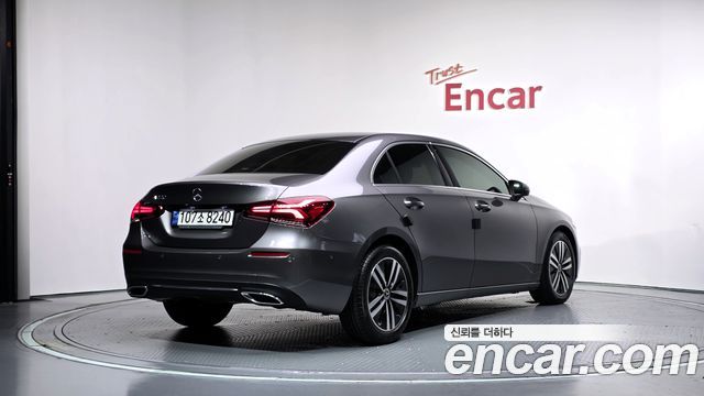 Mercedes-Benz A-Class (W177) A220 Sedan 2022 — фото 2