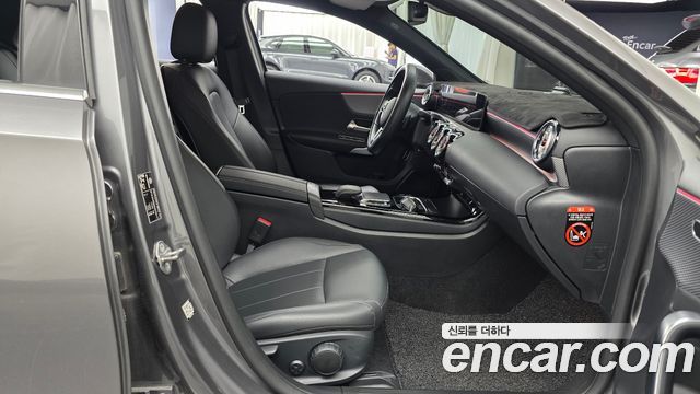 Mercedes-Benz A-Class (W177) A220 Sedan 2022 — фото 11