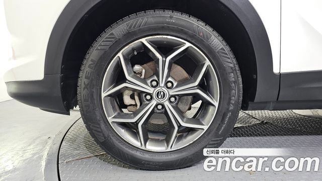 KG Mobility (SsangYong) Beautiful Korando Gasoline 1.5 2WD C7 2023 — фото 5