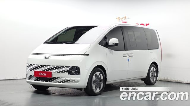 Hyundai Staria Tourer 9-Seater Modern 2023 — фото 1