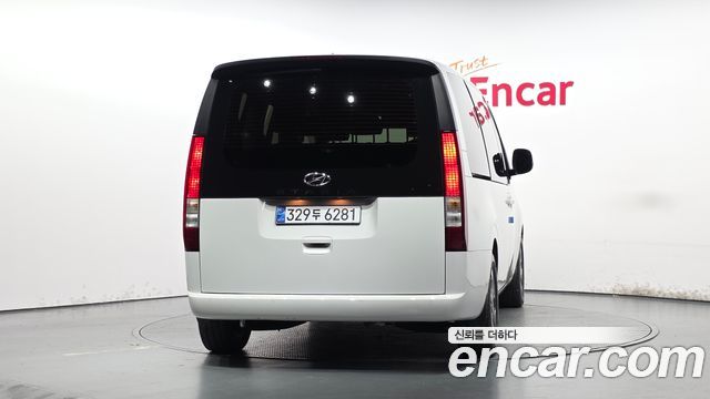 Hyundai Staria Tourer 9-Seater Modern 2023 — фото 4
