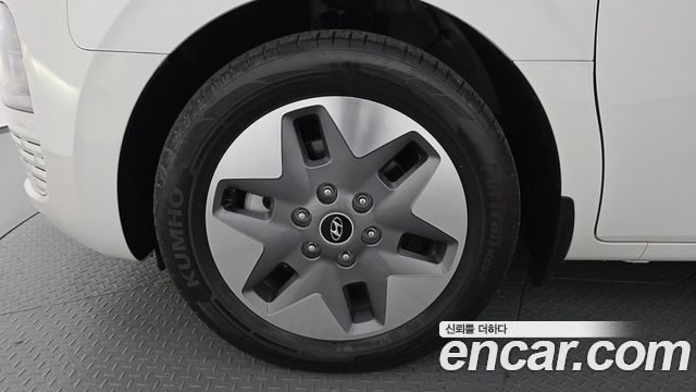 Hyundai Staria Tourer 9-Seater Modern 2023 — фото 5