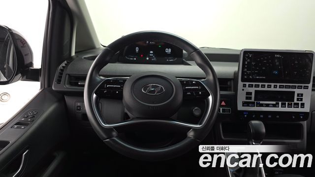 Hyundai Staria Tourer 9-Seater Modern 2023 — фото 18