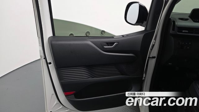 Hyundai Staria Tourer 9-Seater Modern 2023 — фото 30