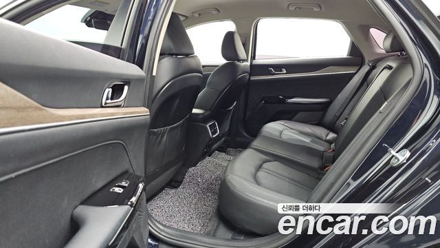 Kia K5 (III) 2.0 Noblesse 2020 — фото 12