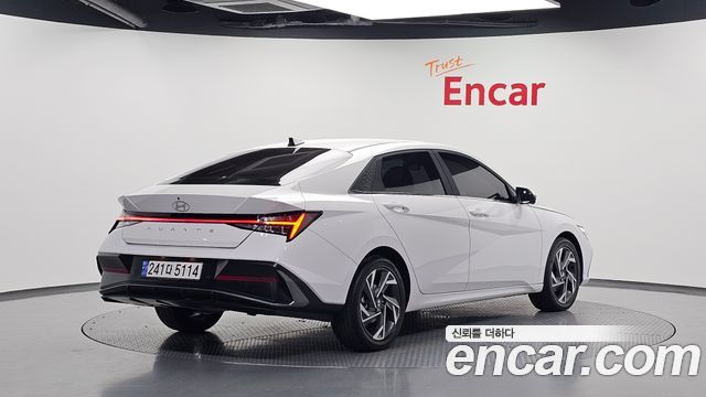 Hyundai Avante (CN7) 1.6 Inspiration 2024 — фото 2