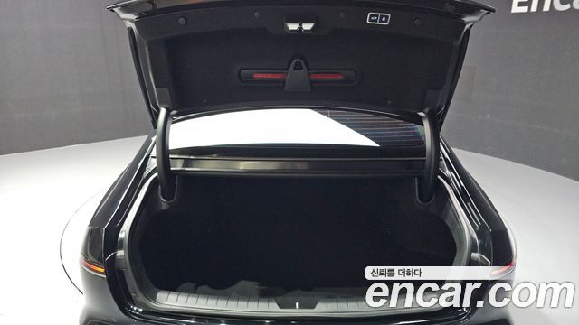 Hyundai Grandeur (GN7) 2,5 Gasoline 2WD Exclusive 2023 — фото 32
