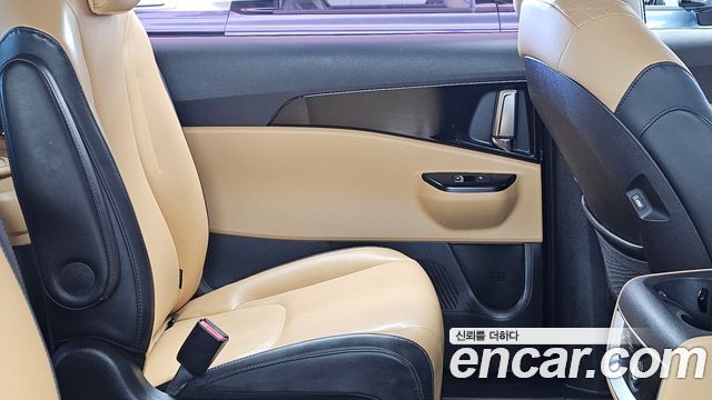 Kia Carnival (IV) Diesel 9-Seater Prestige 2021 — фото 25