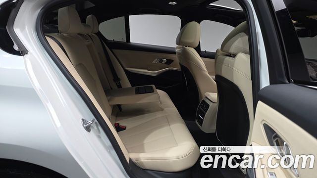 BMW 3 Series (G20) 320i M Sport 2024 — фото 16