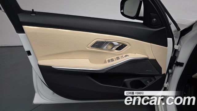 BMW 3 Series (G20) 320i M Sport 2024 — фото 30