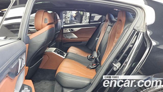 BMW 8 Series (G15) 840i xDrive M Sport Gran Coupe 2020 — фото 26