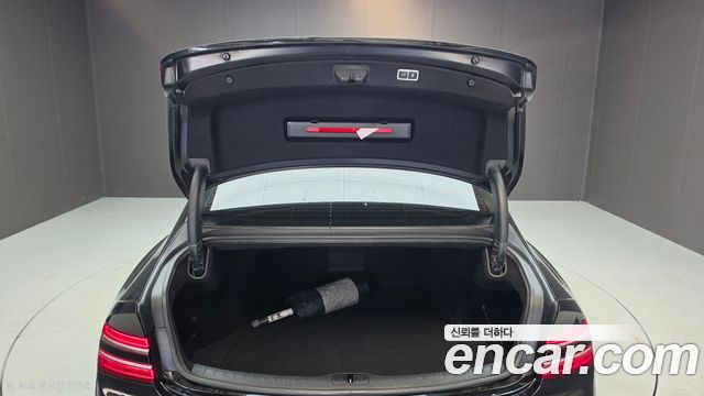 Genesis G80 (RG3) Gasoline 2.5 Turbo AWD 2023 — фото 17