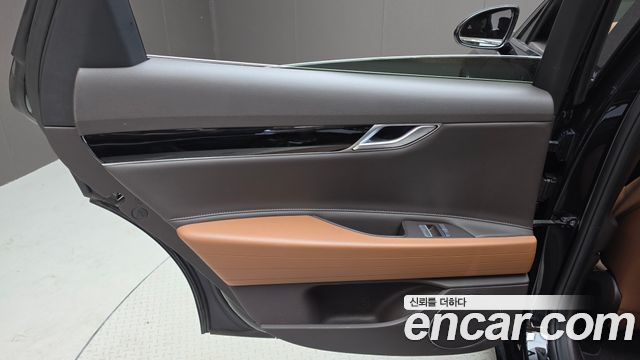 Genesis G80 (RG3) Gasoline 2.5 Turbo AWD 2023 — фото 25