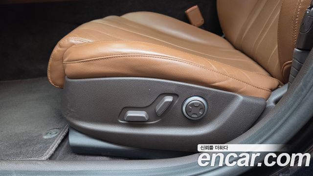 Genesis G80 (RG3) Gasoline 2.5 Turbo AWD 2023 — фото 32