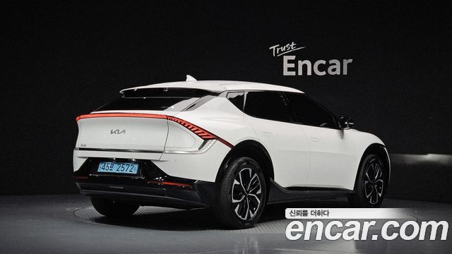 Kia EV6 Standard 4WD Earth 2023 — фото 2