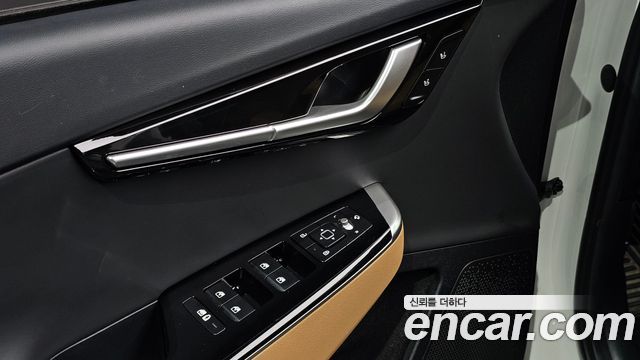 Kia EV6 Standard 4WD Earth 2023 — фото 18