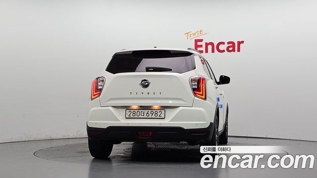 KG Mobility (SsangYong) Very New Tivoli Gasoline 1.5 2WD V3 2022 — фото 4