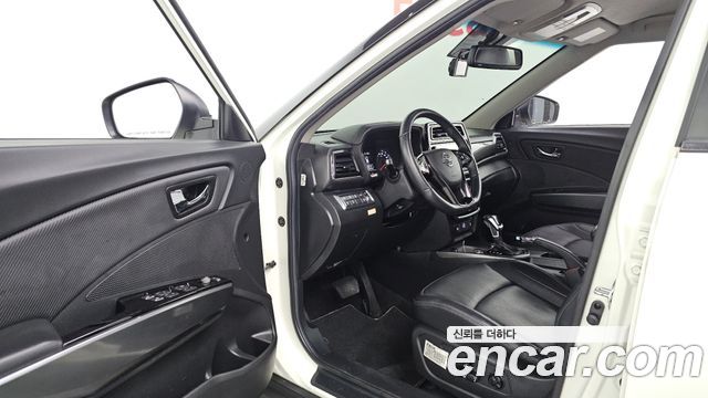 KG Mobility (SsangYong) Very New Tivoli Gasoline 1.5 2WD V3 2022 — фото 10
