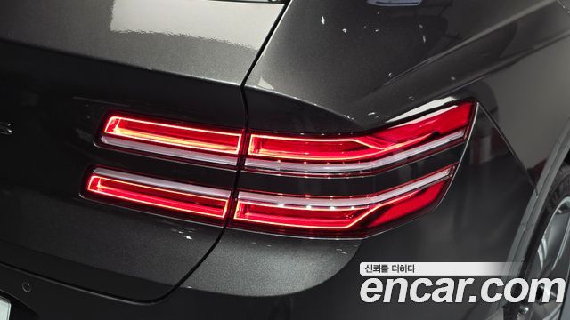 Genesis GV80 2.5T Gasoline 2WD 2024 — фото 23