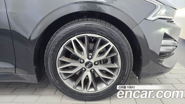 Kia K5 (III) 2.0 Prestige 2021 — фото 21